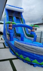 20230930 103331 1696468481 Blue Sky Water Slide