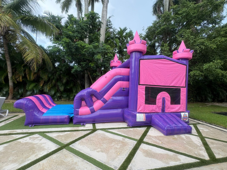 Queen Castle Pink Combo